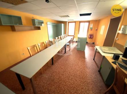 IMG_8435u.JPG | Pronájem - obchodní prostor, 270 m²