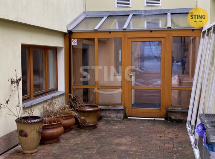 IMG_8563.JPG | Pronájem - obchodní prostor, 270 m²