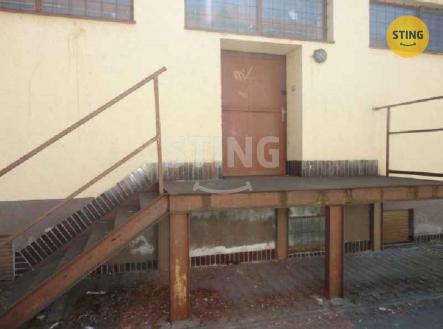 W4.jfif | Pronájem - skladovací prostor, 46 m²