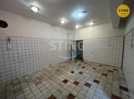 PHOTO-2026-03-09-18-19-00.jpg | Pronájem - skladovací prostor, 46 m²