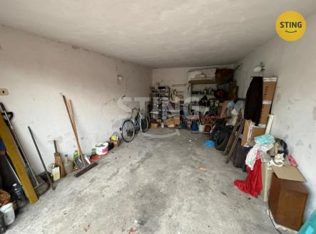 IMG_7956.jpeg | Prodej - malý objekt/garáž