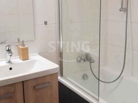 koupelna B303.jpg | Pronájem bytu, jiný, 33 m²