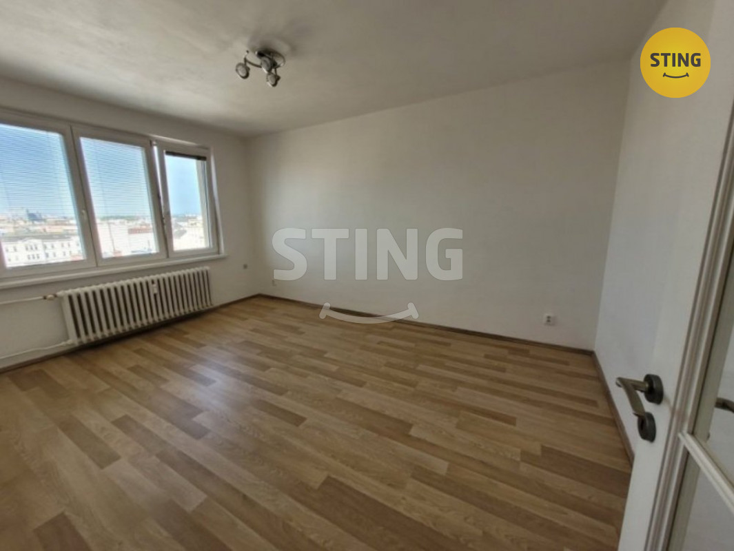 Zeyerova bez vybaveni foto 1.jpg