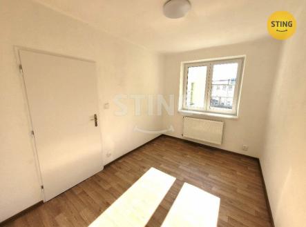 pokoj 1.jpg | Pronájem bytu, 2+1, 44 m²