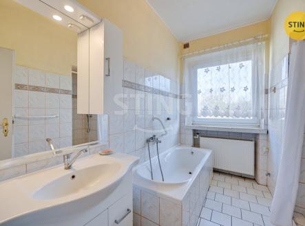 hdr 1 NP koupelna_.JPG | Prodej - dům/vila, 190 m²