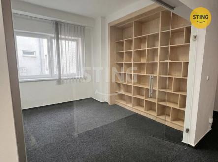 IMG_1426.jpg | Pronájem - kanceláře, 180 m²
