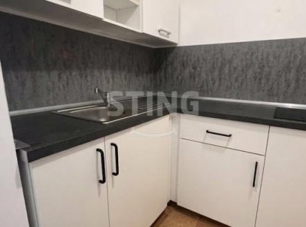 IMG_1422.jpg | Pronájem - kanceláře, 180 m²