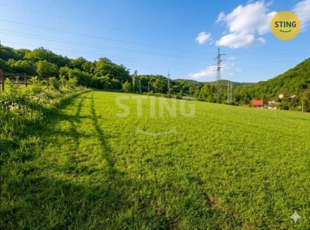 Gemini_Generated_Image_56kemf56kemf56ke.jpg | Prodej - pozemek pro bydlení, 8 439 m²