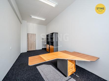 DSC04842.jpg | Pronájem - kanceláře, 1 500 m²