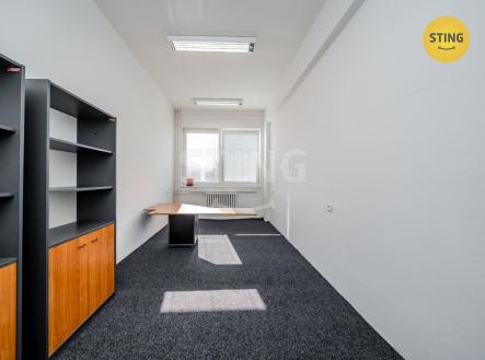 DSC04840.jpg | Pronájem - kanceláře, 1 500 m²