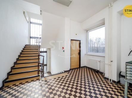 DSC04838.jpg | Pronájem - kanceláře, 1 500 m²