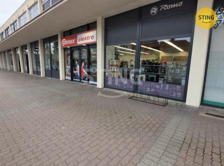 pohled prodejna II.jpg | Pronájem - obchodní prostor, 254 m²