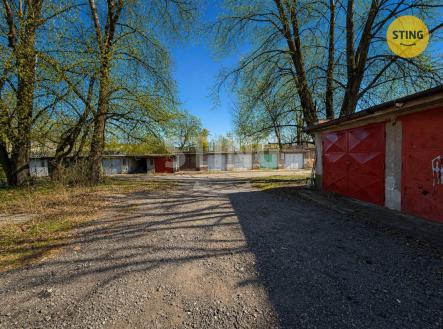 D96DC6CF-50EF-4364-A028-1857E32B3E11.jpeg | Prodej - malý objekt/garáž