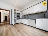 Prodej - dům/vila, 220 m²