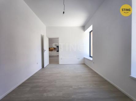 1751988719776.jpg | Pronájem bytu, 2+kk, 52 m²