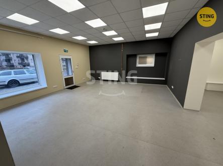Pronájem - obchodní prostor, 107 m²