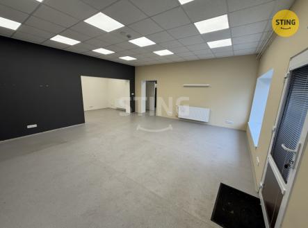 IMG_2112.jpeg | Pronájem - obchodní prostor, 107 m²