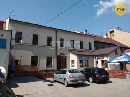 budova ze zadu.jpg | Pronájem - kanceláře, 19 m²