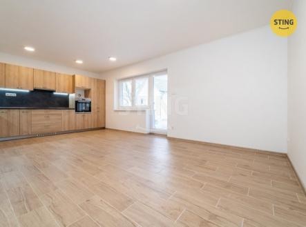 DSC01157.jpg | Pronájem - dům/vila, 101 m²