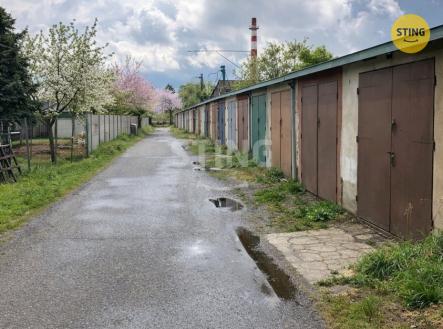 AI výstup - season_spring.jpg | Prodej - malý objekt/garáž