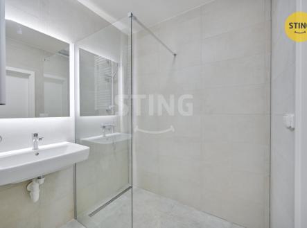 hdr koupelna c.JPG | Prodej bytu, 3+1, 89 m²