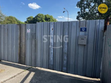 Pronájem - obchodní prostor, 63 m²