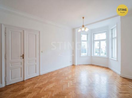 hf_20260528_132659_2abe5edd-57f1-490e-9252-7d65a00447b2.jpg | Prodej bytu, 2+1, 64 m²