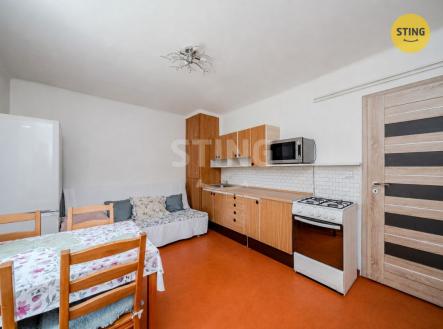 kuchyně upraveno.jpg | Prodej bytu, 2+1, 57 m²