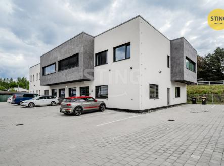 DSC06535.jpg | Pronájem - komerční objekt, administrativní budova, 800 m²