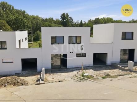 B-venek (1).jpg | Prodej - dům/vila, 200 m²