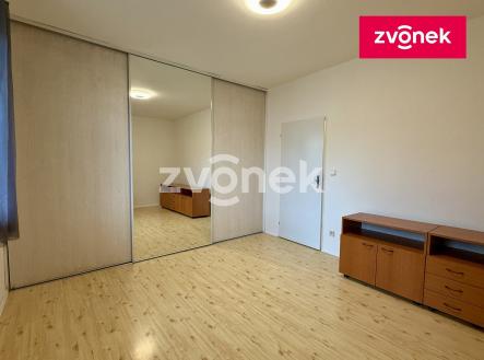 4 | Pronájem bytu, 1+1, 40 m²