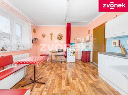 4 | Prodej - dům/vila, 92 m²