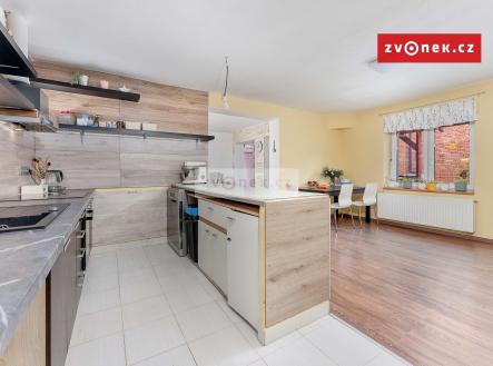 1 | Prodej - dům/vila, 150 m²