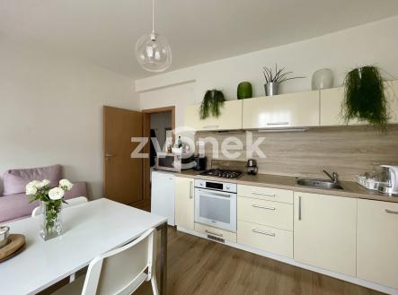 2 | Pronájem bytu, 2+kk, 29 m²