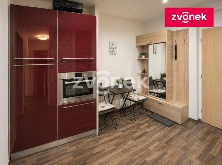 4 | Prodej bytu, 1+kk, 33 m²