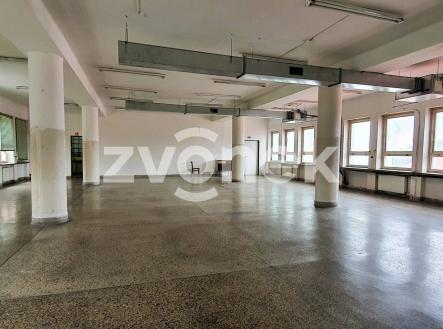 3 | Pronájem - obchodní prostor, 212 m²