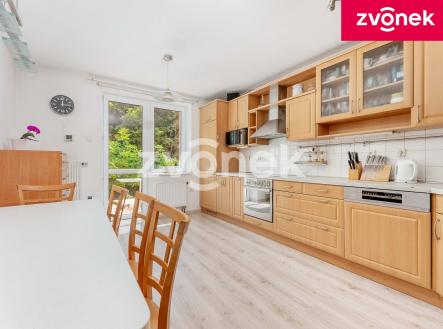 3 | Prodej - dům/vila, 207 m²