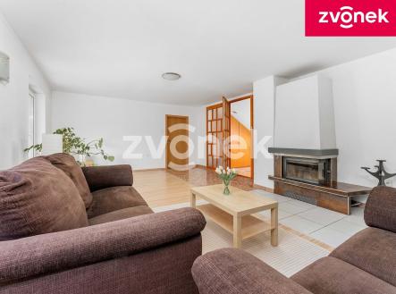 4 | Prodej - dům/vila, 207 m²