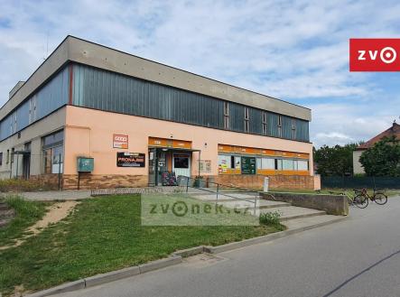 2 | Pronájem - obchodní prostor, 65 m²