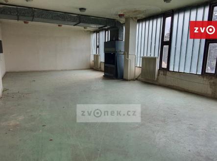 3 | Pronájem - obchodní prostor, 65 m²