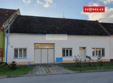 1 | Prodej - dům/vila, 285 m²