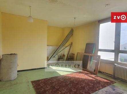 2 | Pronájem - obchodní prostor, 155 m²