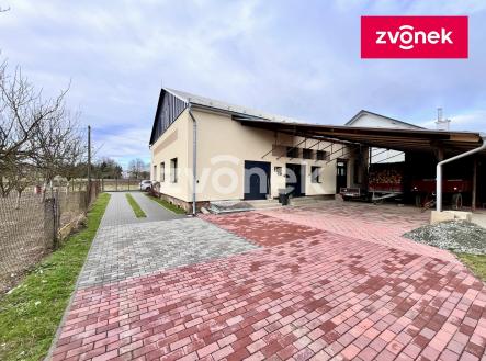 3 | Pronájem - komerční objekt, sklad, 210 m²