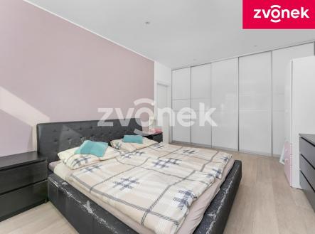 3 | Prodej bytu, 2+1, 56 m²