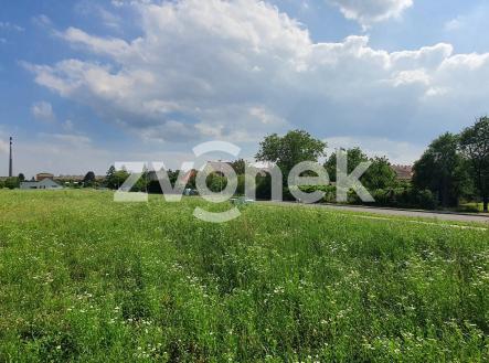 4 | Prodej - pozemek pro bydlení, 1 070 m²