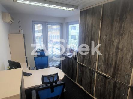 2 | Pronájem - kanceláře, 28 m²