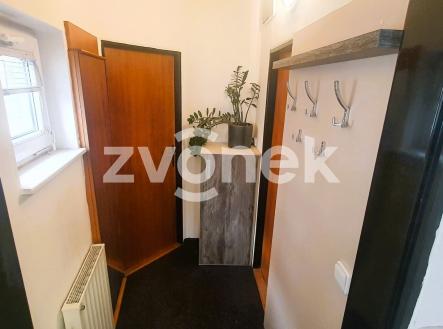 4 | Pronájem - kanceláře, 28 m²