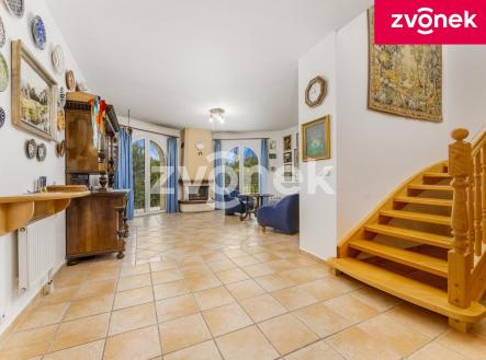 4 | Prodej - dům/vila, 180 m²