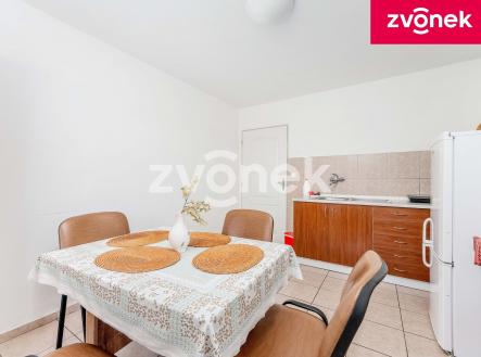 3 | Prodej - dům/vila, 400 m²