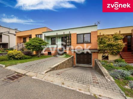 4 | Prodej - dům/vila, 260 m²